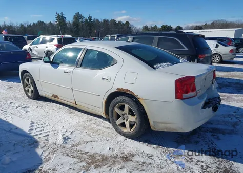 2010 Dodge Charger Sxt z USA, uszkodzony, nr VIN 2B3CA3CV4AH256093